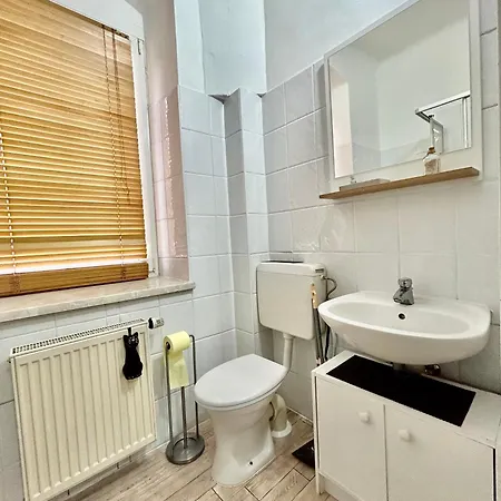 Homestay Stayroom I Wohnen Im Zentrum Von - 1